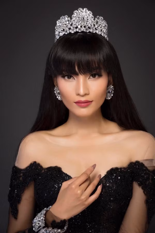 Diem danh 3 my nhan an chay xinh dep nhat lang giai tri Viet-Hinh-11