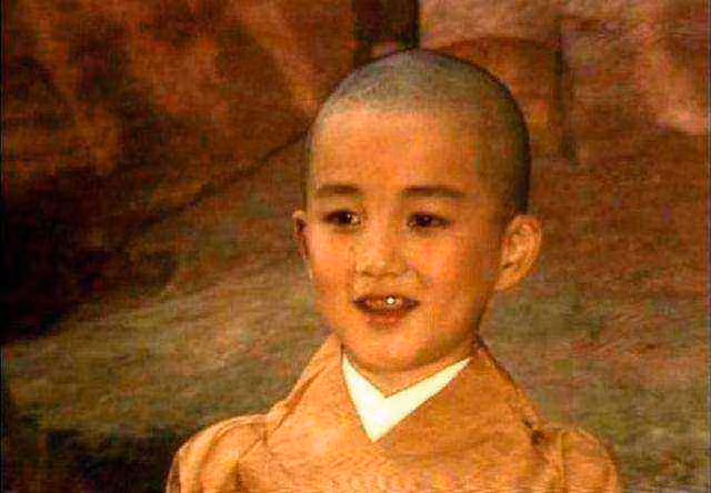 Cuoc song nhu ong hoang cua cac sao nhi dinh dam mot thoi-Hinh-4