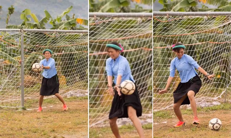 Mâu Thủy giữ vai trò thủ môn. Nàng mẫu chơi lớn không cần diện quần legging bên trong.