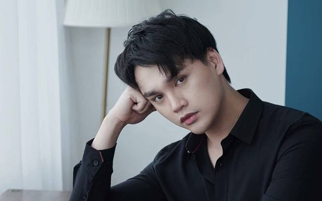 Nguyen Tran Trung Quan day do anti-fan ai ngo bi “dan mat” lai