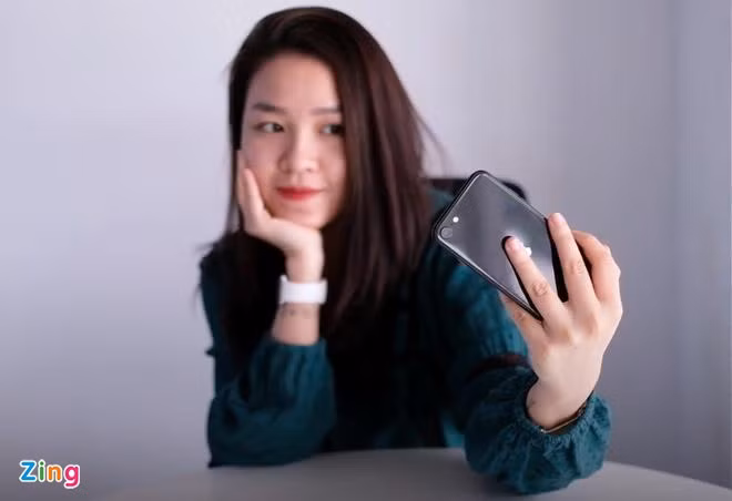 iPhone SE 2020 chinh hang giam gia du chua len ke tai Viet Nam-Hinh-2