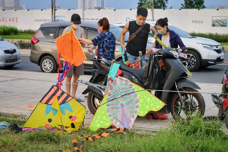 Ban dieu nua buoi chieu, tieu thuong kiem tien du song ca tuan-Hinh-4