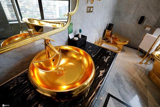 Mức giá cho một đêm nghỉ ở phòng tiêu chuẩn 6 sao là 250 USD.