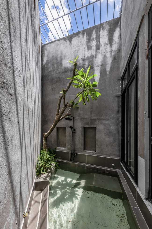 Đây là ngôi nhà được tạo ra với mục đích sống gần gũi với thiên nhiên hơn, tạm rời xa ồn ào, khói bụi của thành phố.