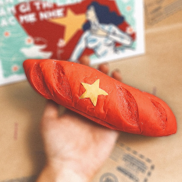 Banh mi yeu nuoc phu song cong dong mang, doanh thu khung