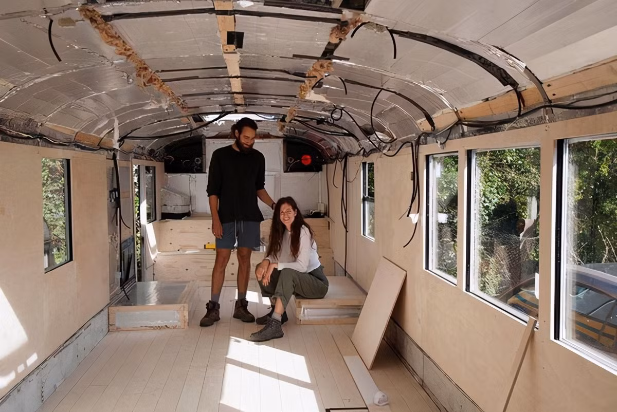 Nhung nguoi bo cuoc song thanh thi de o tren xe buyt day tien nghi-Hinh-8