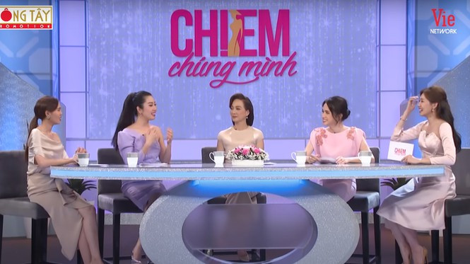 Thúy Ngân lần đầu tiết lộ bạn trai chở vào nghĩa địa để đe dọa Thuy Ngan lan dau tiet lo ban trai cho vao nghia dia de de doa