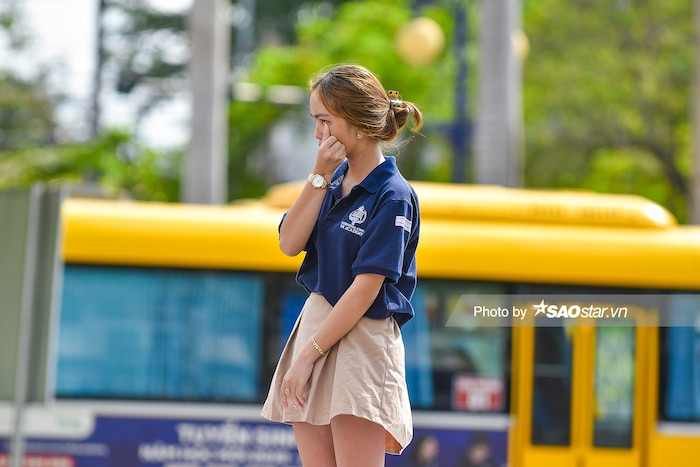 Cô bé lớp 10 bị cô lập, hát cực hay được Hồ Hoài Anh tặng '1 chọn' ảnh 10