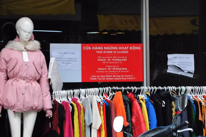 Hang loat cua hang khu kinh doanh dat do bac nhat Thu do dong cua-Hinh-5