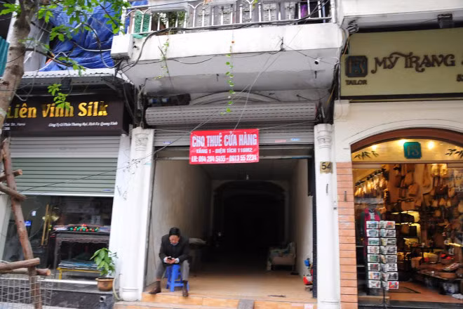 Hang loat cua hang khu kinh doanh dat do bac nhat Thu do dong cua-Hinh-9