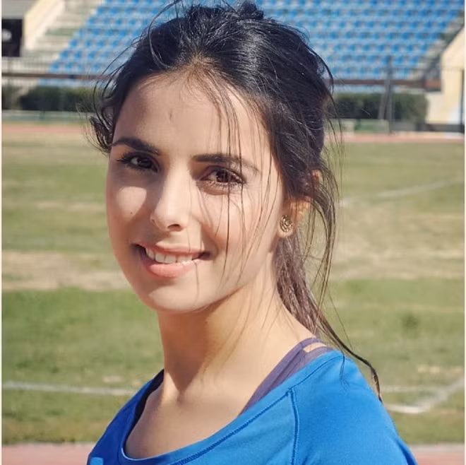 Nu trong tai bong da dau tien cua Syria