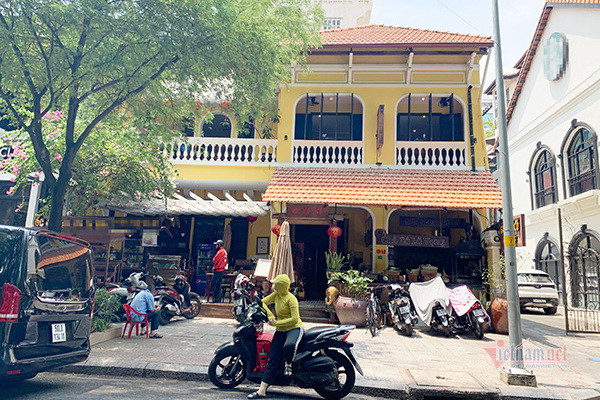Nhung biet thu co tram tuoi vua duoc TP.HCM phan loai-Hinh-15