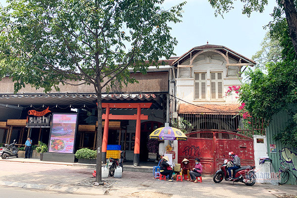 Nhung biet thu co tram tuoi vua duoc TP.HCM phan loai-Hinh-14