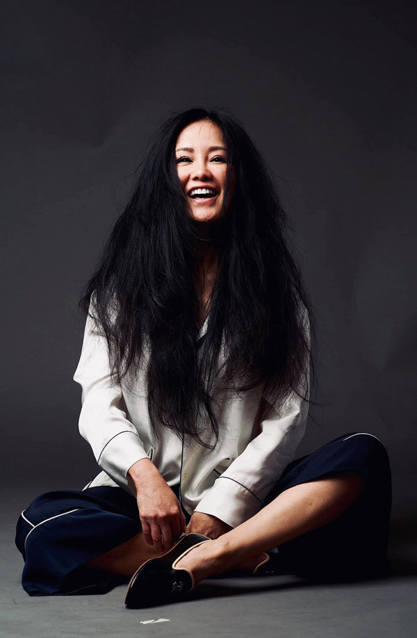 Hon nhan trac tro cua 2 ca si showbiz Viet cung ten Hong Nhung