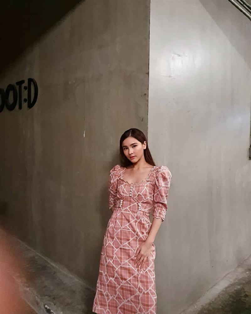 Ngam cac my nhan Thai la ra ngay duoc 3 kieu vay xinh nhuc nhoi-Hinh-9