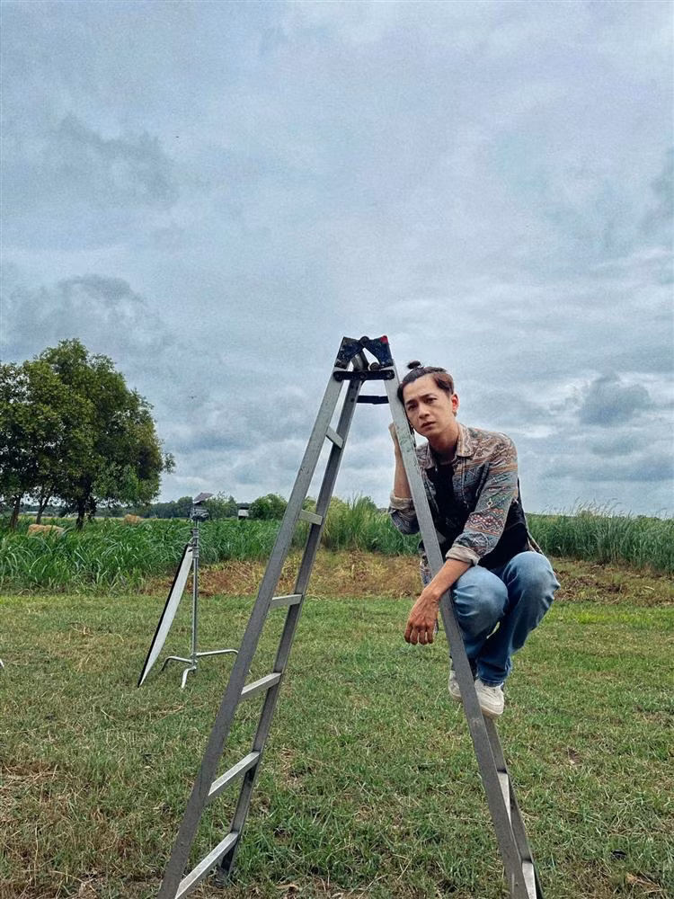 Ban tay Ngo Kien Huy khien dan mang hoang hot