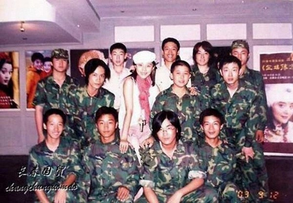 Anh nam 22 tuoi chua tung duoc cong bo cua Pham Bang Bang