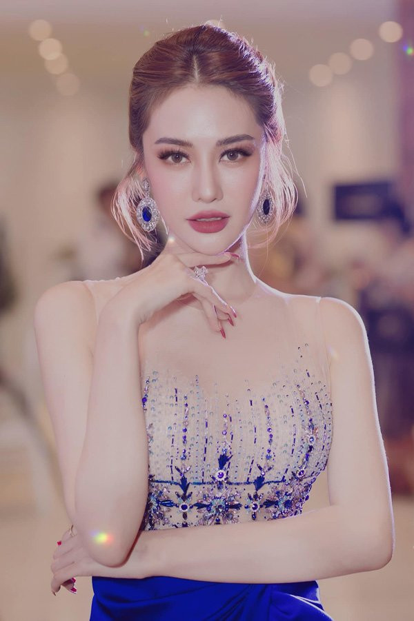 Linh Chi ngày càng xinh đẹp quyến rũ không kém Ngọc Trinh - Hình 8 Linh Chi ngay cang xinh dep quyen ru khong kem Ngoc Trinh-Hinh-8