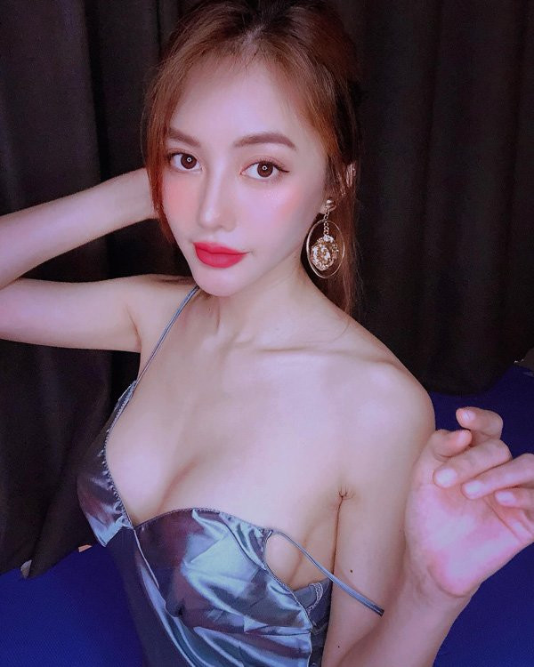 Linh Chi ngày càng xinh đẹp quyến rũ không kém Ngọc Trinh - Hình 13 Linh Chi ngay cang xinh dep quyen ru khong kem Ngoc Trinh-Hinh-13