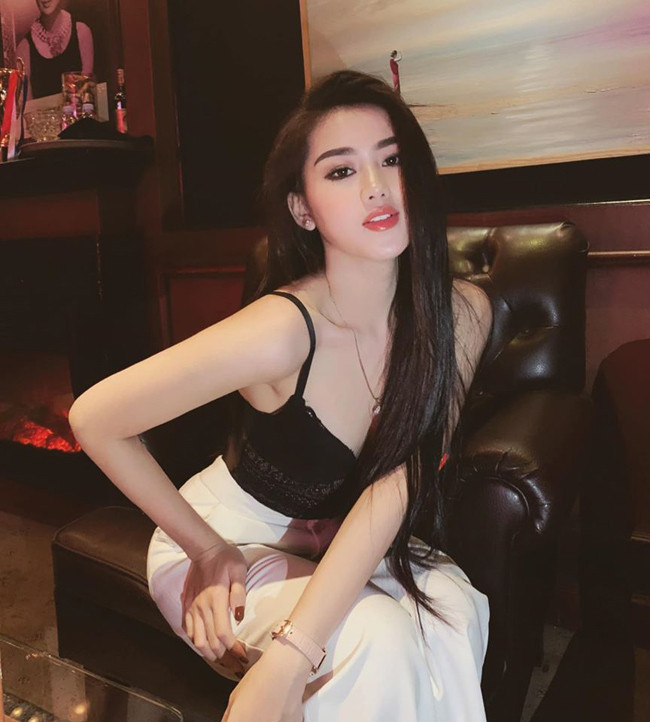 Theo Ngọc Mai, để trở thành một MC thể thao chuyên nghiệp, ngoài yếu tố ngoại hình và hoạt ngôn thì còn cần có kiến thức về lĩnh vực này.