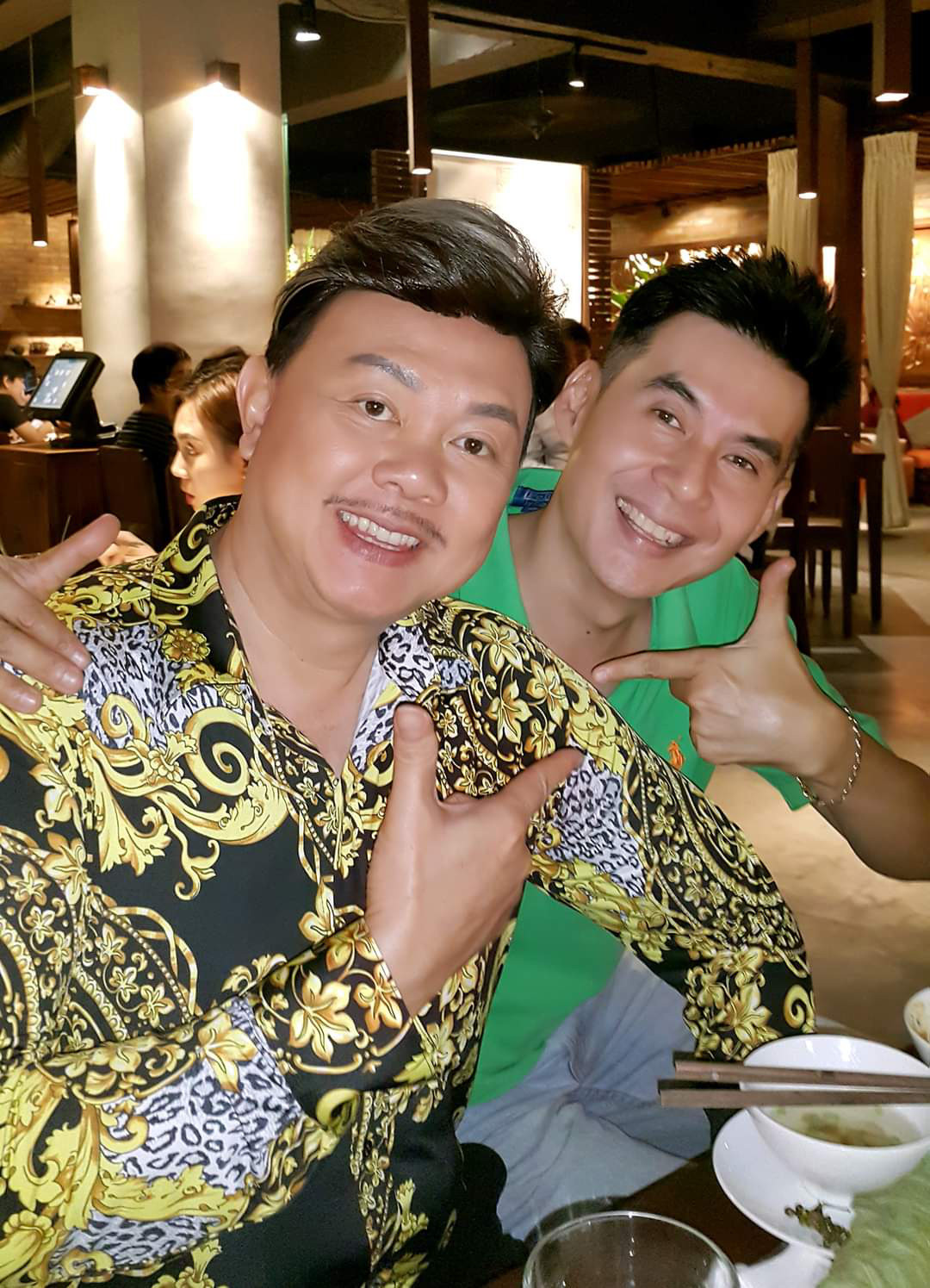 Ca sĩ Đoan Trường hé lộ món nợ với nghệ sĩ Chí Tài - Hình 3 Ca si Doan Truong he lo mon no voi nghe si Chi Tai-Hinh-3