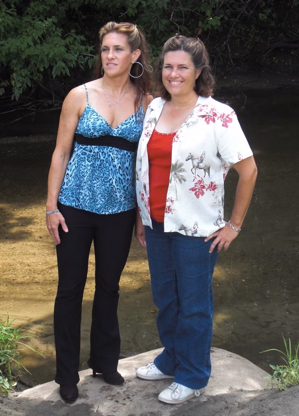 Trong Ngôi nhà nhỏ trên thảo nguyên, khán giả cũng khó quên vai diễn người con út Carrie Ingalls. Song, trên thực tế, vai diễn này được luân phiên thay đổi diễn xuất bởi hai chị em sinh đôi Lindsay và Sidney Greenbush. Sau series này, họ thường xuyên đóng quảng cáo, nhưng không bao lâu lại quyết định theo đuổi con đường học vấn. Hiện tại, hai chị em có cuộc sống riêng nhưng vấn thường xuyên tìm cơ hội gặp gỡ bạn diễn, người hâm mộ bộ phim nổi tiếng.