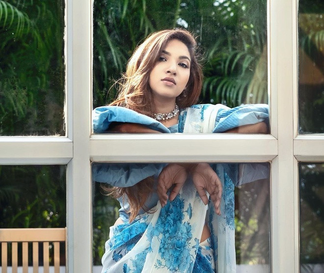 Ngoài là Influencer về phong cách sống, Raba còn được biết đến là nhà hoạt động vì quyền trẻ em, “Chúng ta có trách nhiệm với tương lai của chúng ta. Tôi tin rằng giới trẻ có thể tạo ra những thay đổi tích cực mà thế giới cần và mong đợi. Để tiếp tục thực hiện thay đổi này, chúng ta cần bảo vệ trẻ em và đảm bảo rằng mọi đứa trẻ đều an toàn trước bạo lực”, 9X nói.