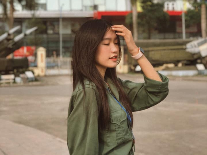 Nu sinh Luat gay chu y khi thi Hoa hau VN 2020-Hinh-8