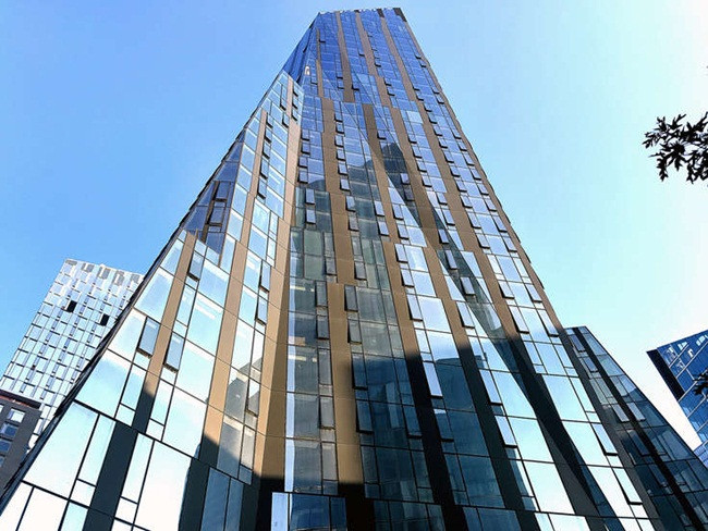 Mua COVID-19, gia dinh bi an 