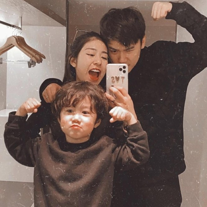 Vợ chồng Trang Lou - Tùng Sơn lại có tin vui - Hình 3 Vo chong Trang Lou - Tung Son lai co tin vui-Hinh-3