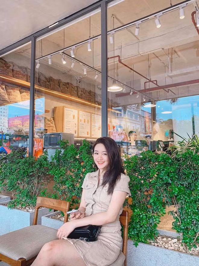 Vi hon the xinh nhu hot girl cua cau thu Xuan Manh-Hinh-6