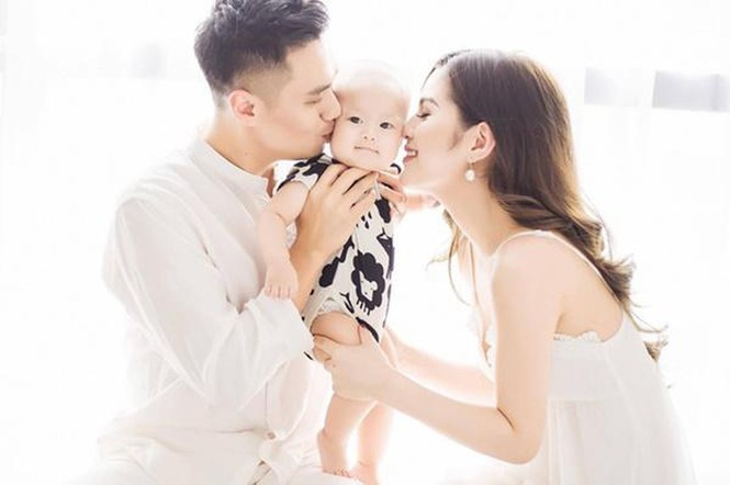 Vợ cũ Việt Anh lên tiếng về tin đồn được 'trai lạ' cầu hôn - Hình 3 Vo cu Viet Anh len tieng ve tin don duoc 'trai la' cau hon-Hinh-3