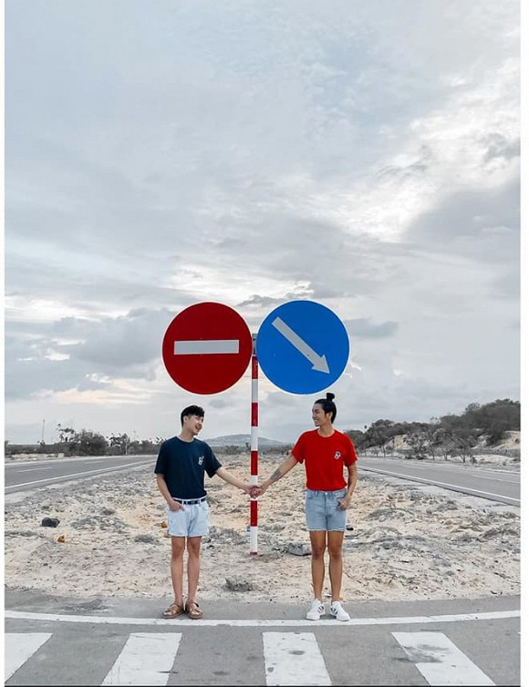 BB Trần “dằn mặt” người yêu cũ khi bị hỏi chơi bê đê chưa - Hình 3 BB Tran “dan mat” nguoi yeu cu khi bi hoi choi be de chua-Hinh-3