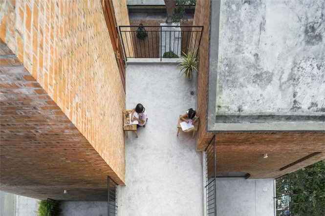 hu vực dành cho trẻ con ở tầng trên cùng ngôi nhà.