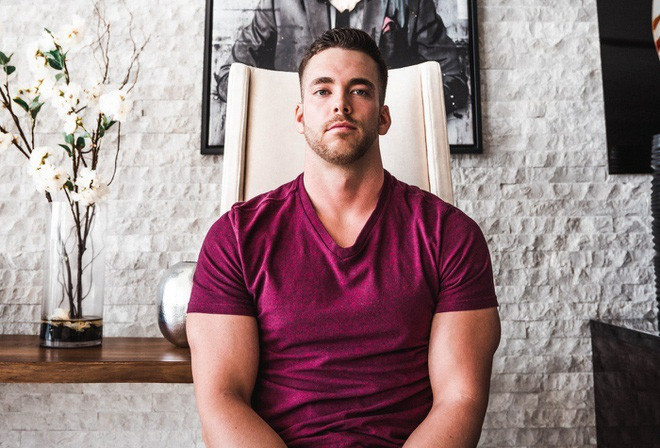 Triệu phú 27 tuổi chia sẻ bí quyết làm giàu Trieu phu 27 tuoi chia se bi quyet lam giau