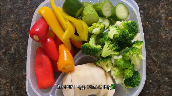 Nu Vlogger giam 5 kg chi sau 7 ngay nho an kieng GM-Hinh-4