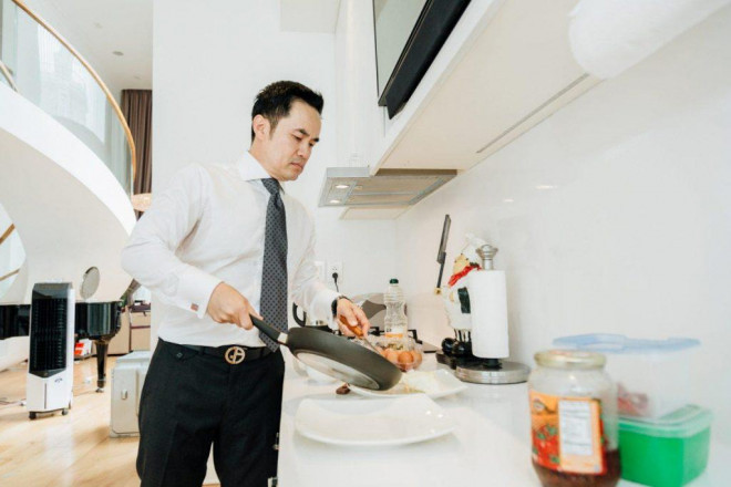 Sự nghiệp, gia tài đồ sộ của Cá mập Louis Nguyễn - Hình 5 Su nghiep, gia tai do so cua Ca map Louis Nguyen-Hinh-5