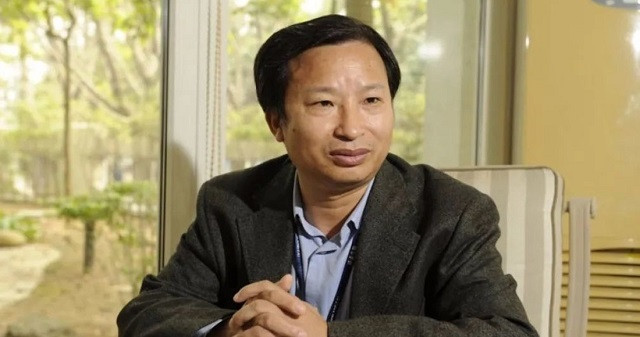 Sau vu ly hon, quy ba bi an lo dien sieu giau