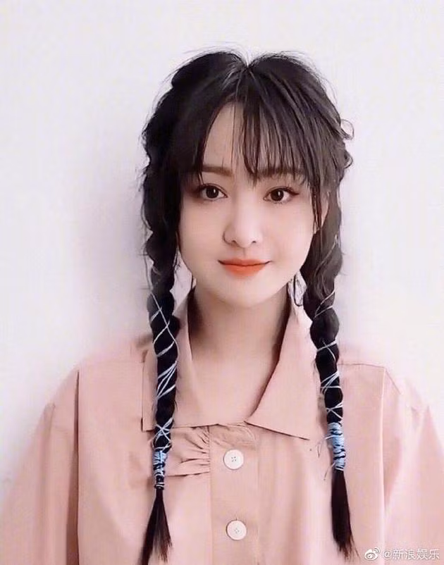 Trinh Sang dong cam voi ban gai La Chi Tuong sau khi bi 'cam sung'-Hinh-3