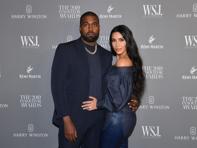 Khoi bat dong san khong lo cua Kanye West va Kim Kardashian