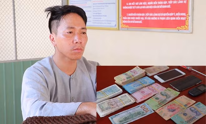 Nam thanh nien cai trang thanh nha su vao chua lam dieu mo am