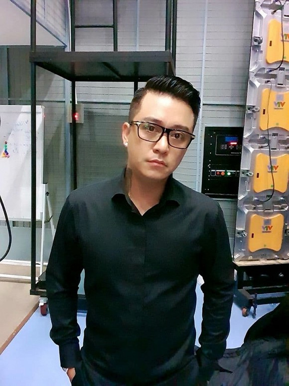 Tuan Hung danh mat ve nam than sau khi tang 4kg sau dich-Hinh-3