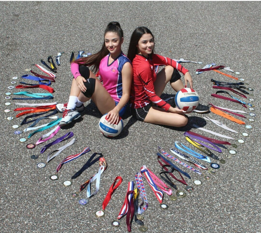 Sau 3 năm tập luyện và thi đấu, cặp song sinh giành được 42 huy chương, trong đó có 41 huy chương vàng và 1 huy chương bạc. Năm 2019, họ được bầu chọn là thanh thiếu niên có tầm ảnh hưởng tại Mỹ và nằm trong danh sách đề cử nhận giải thưởng Notable Brazilians.