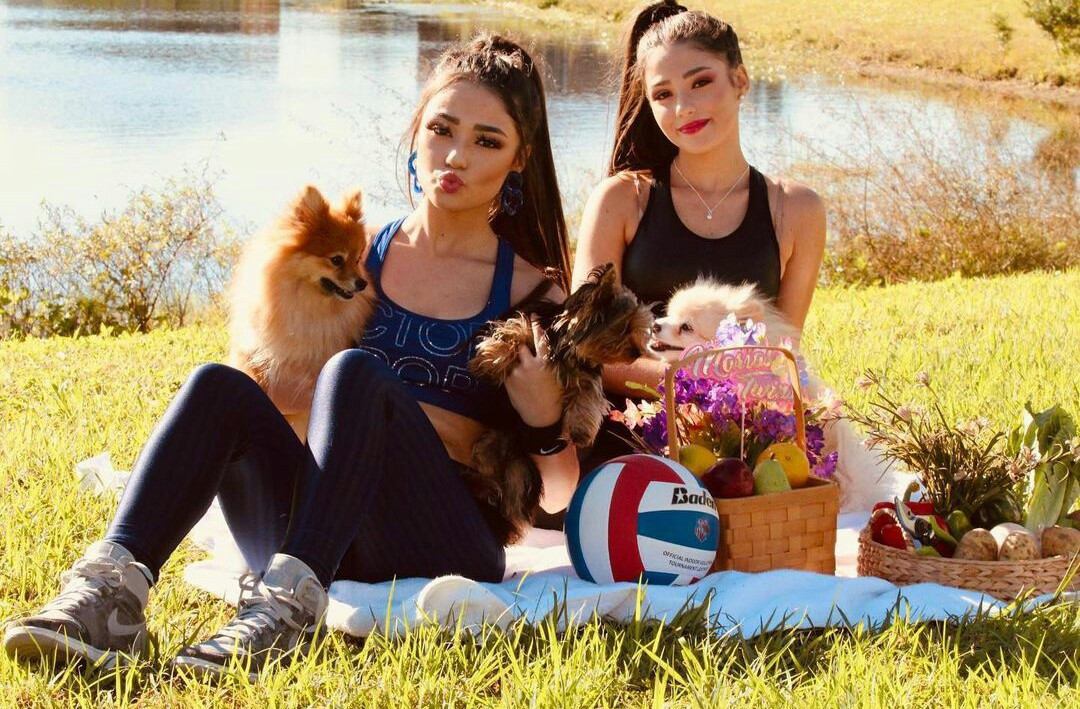 "Khi còn nhỏ, chúng tôi tham gia nhiều hoạt động ngoại khóa khác nhau nhưng lúc chơi bóng chuyền tôi và em gái cảm thấy tim đập nhanh hơn. Sau đó, hai chị em mới hiểu tại sao mẹ lại đam mê bóng chuyền đến vậy và chúng tôi biết rằng đây cũng chính là niềm đam mê của mình”, Maria Luiza chia sẻ với Brazilian Times.