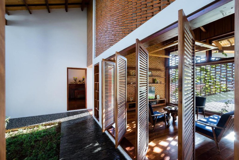 Nha mai Thai doc dao voi thiet ke vuon trong nha-Hinh-14