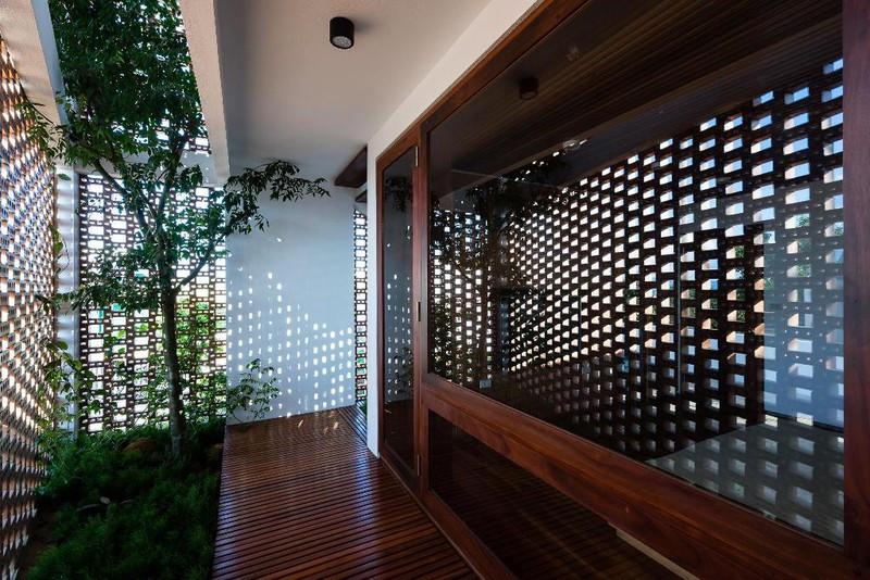 Nha mai Thai doc dao voi thiet ke vuon trong nha-Hinh-15