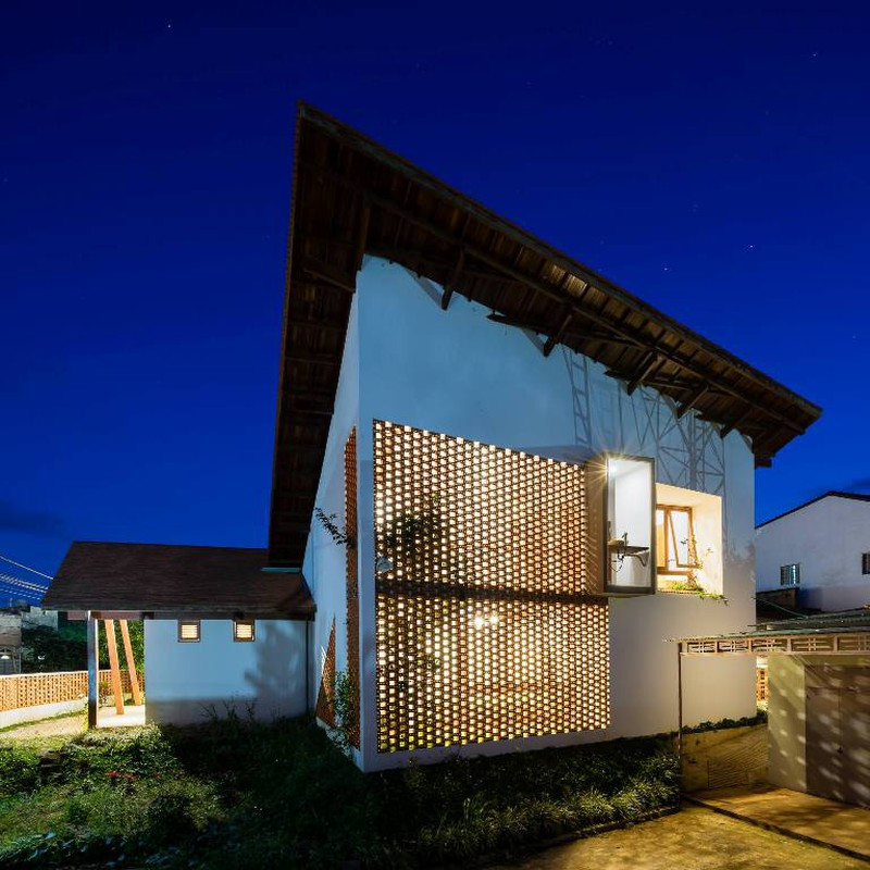 Nha mai Thai doc dao voi thiet ke vuon trong nha-Hinh-2