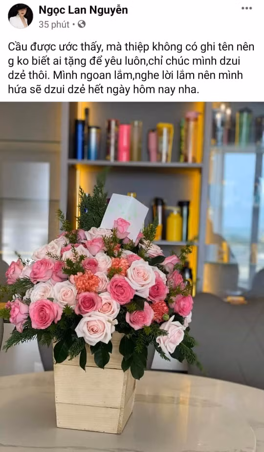 Ngoc Lan khoe hoa nguoi la tang, dan mang lai nghi la Thanh Binh