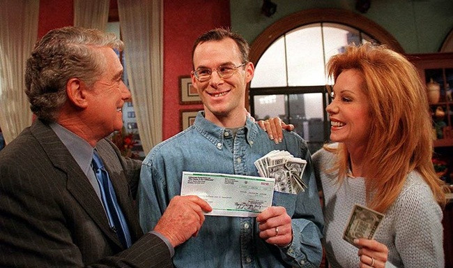 Đi chơi bỗng 23 tỷ ập vào đầu, người gây chấn động đó giờ ra sao? - Hình 3 Di choi bong 23 ty ap vao dau, nguoi gay chan dong do gio ra sao?-Hinh-3