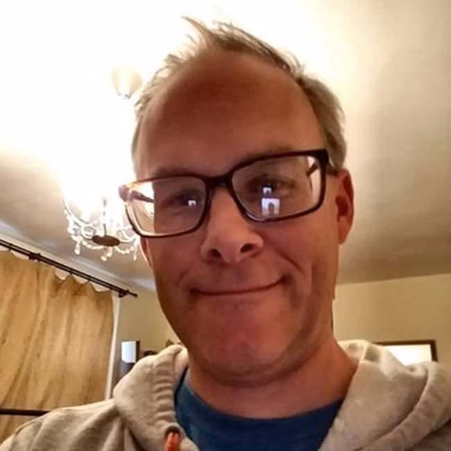 Đi chơi bỗng 23 tỷ ập vào đầu, người gây chấn động đó giờ ra sao? - Hình 2 Di choi bong 23 ty ap vao dau, nguoi gay chan dong do gio ra sao?-Hinh-2